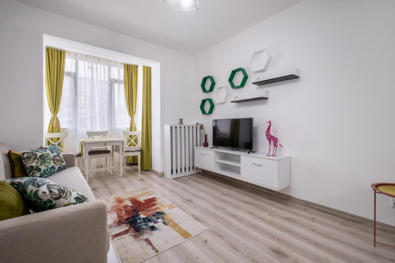 Laroka House Cosy And Modern Apartment Universitate-City Centre Bucureşti Ngoại thất bức ảnh